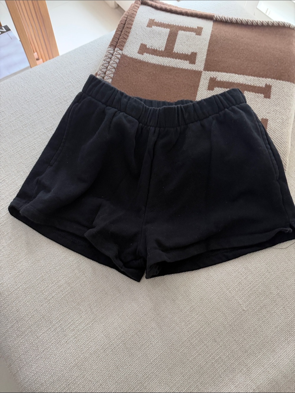 Garage sweatshorts